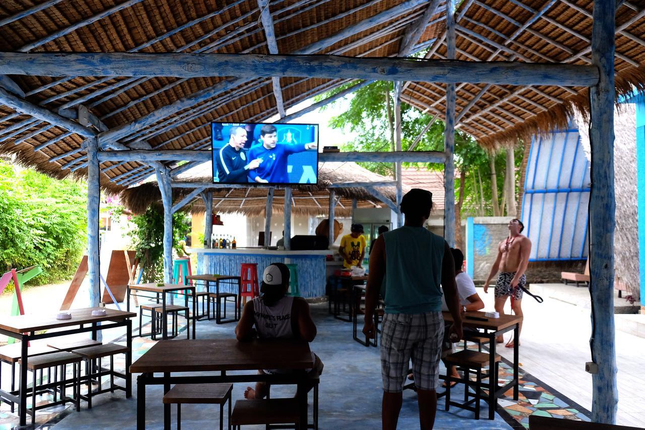 Gilifornia Hotel Gili Trawangan Exterior photo